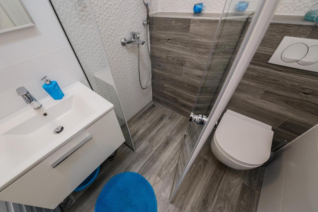 Lovely Apartments Kaštela Екстериор снимка