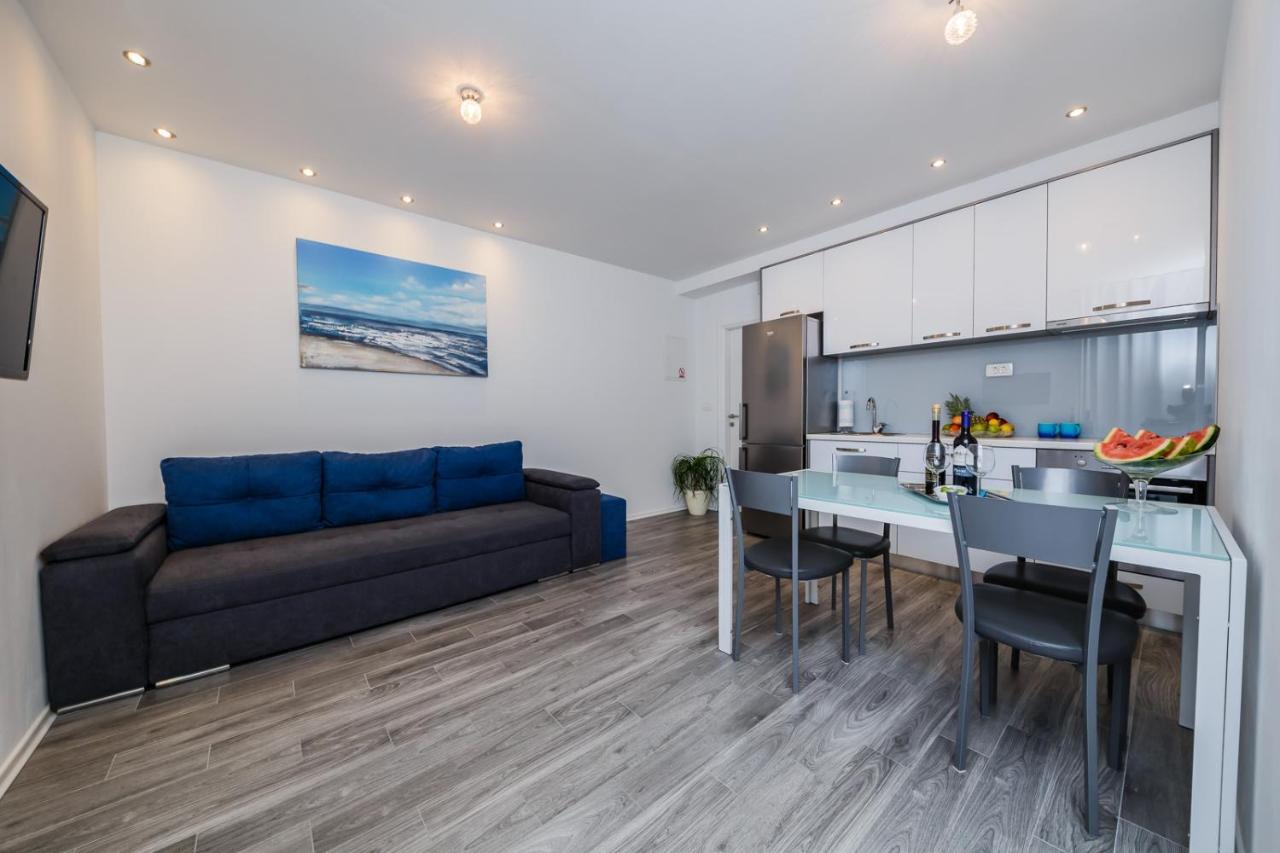 Lovely Apartments Kaštela Екстериор снимка
