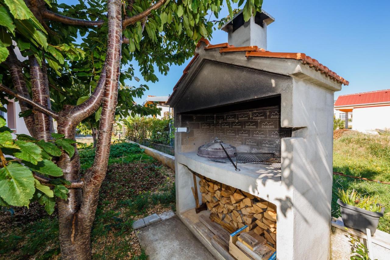 Lovely Apartments Kaštela Екстериор снимка